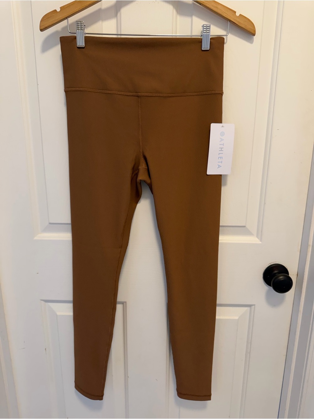 ATHLETA Elation Ultra High Rise Rib Tight Legging Walnut Brown Size Medium - Picture 5 of 11